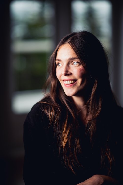 Photo of Rhiannon Morgan, Acting
