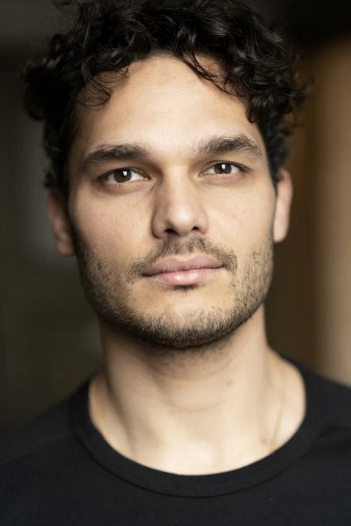 Photo of Alexander Mayah Larsen, Acting
