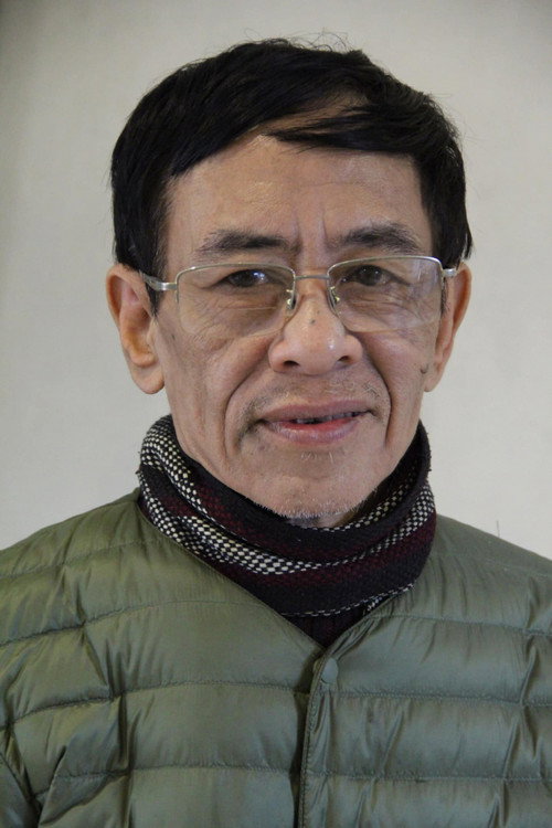 Photo of Hoàng Nhuận Cầm, Writing