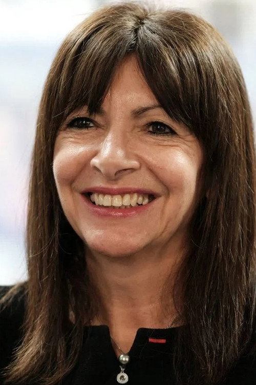 Photo of Anne Hidalgo, Acting