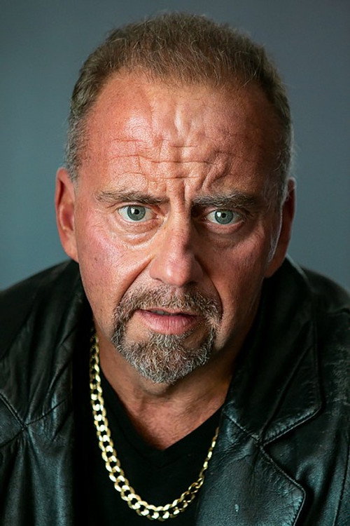 Photo of Michael Kaycheck, Acting