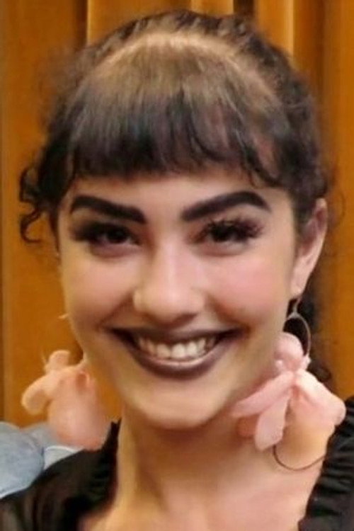 Photo of Azylis Kalinka, Acting