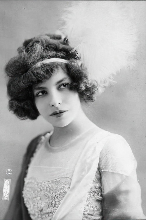Photo of Polaire, Acting