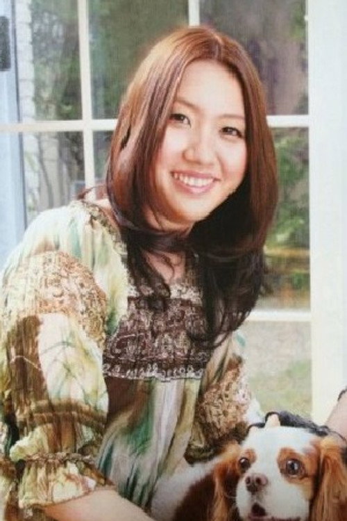 Photo of Eiki Eiki, Writing