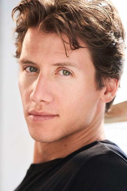Photo of Garrett Edell, Acting