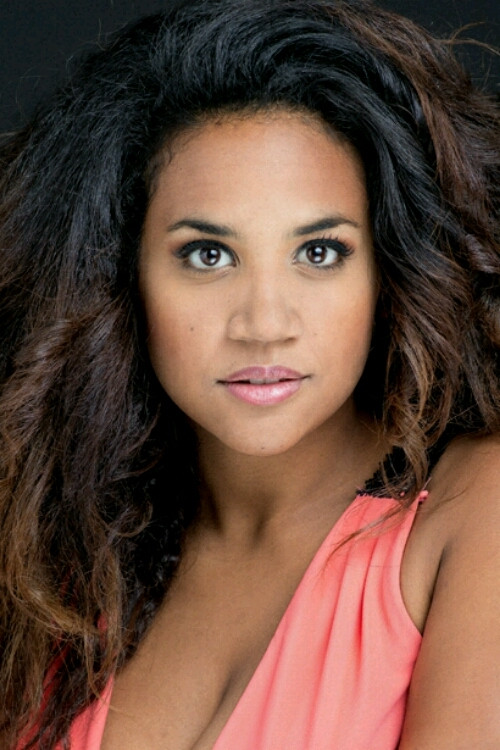 Photo of María Cruickshank, Acting