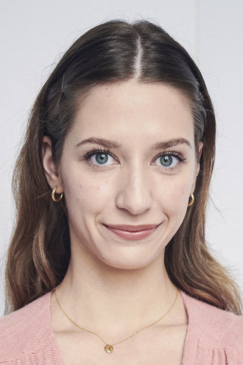 Photo of Michelle Tzontchev, Acting