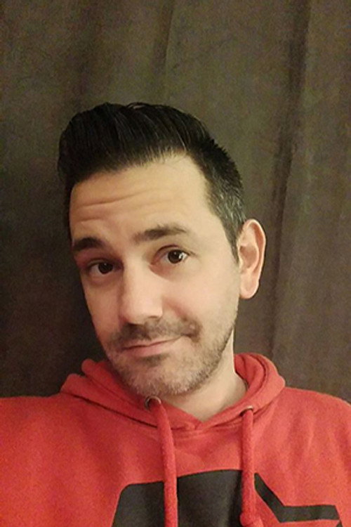 Stelios Petrakis profile