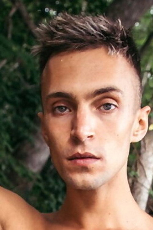 Photo of Ari Avanti, Acting