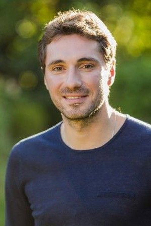Photo of Geoffrey Sauveaux, Acting