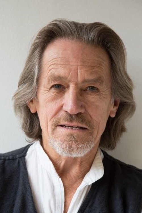 Miles Anderson profile