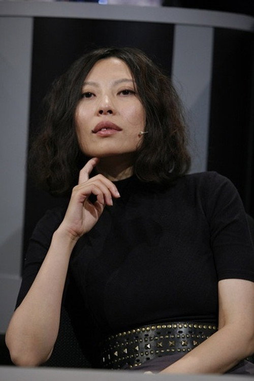 Photo of Yin Lichuan, Writing