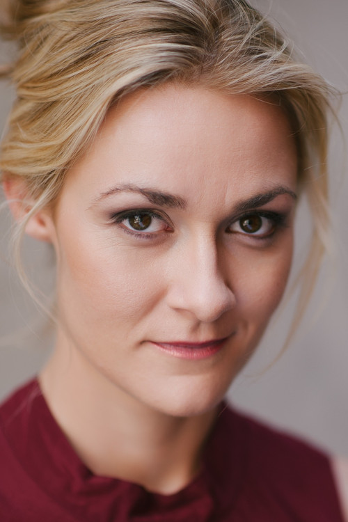 Photo of Julia Billington, Acting