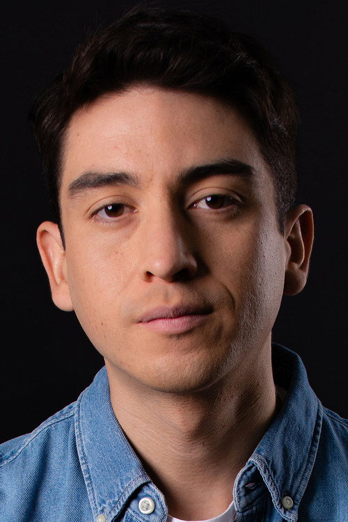 Arón Hernández profile