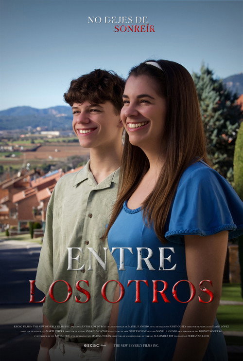 Movie poster for Entre Los Otros
