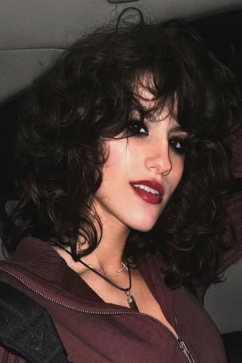 Kira Yaghnam profile