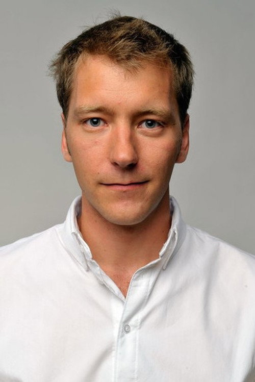 Photo of Kel O'Neill, Acting