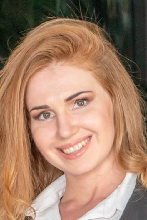 Photo of Melissa Benz, Acting