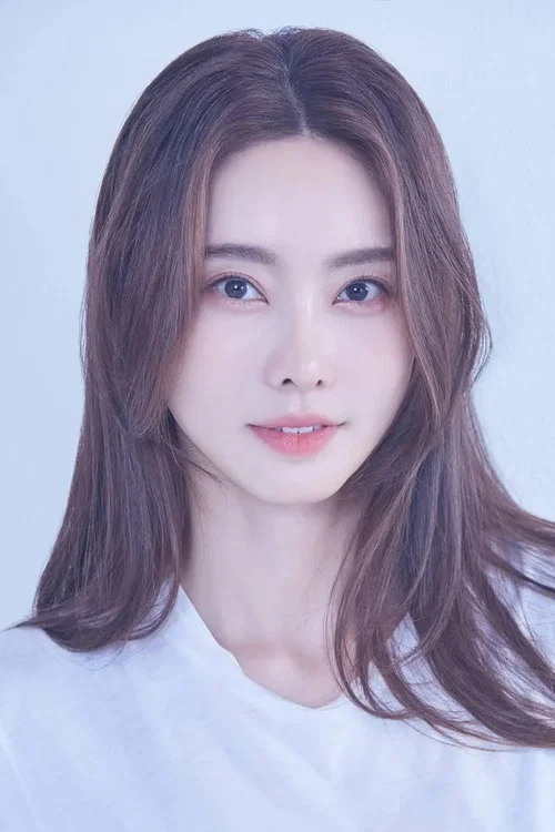 Photo of Lee Doa, Acting