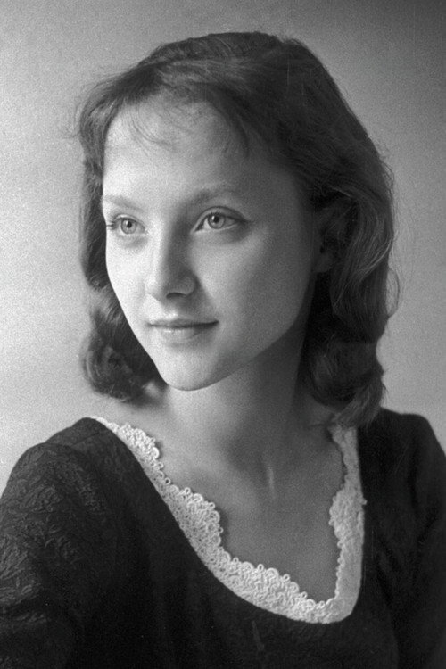 Photo of Yelena Ryabinkina, Acting
