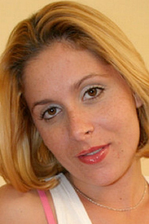 Photo of Kelly Lemos, Acting