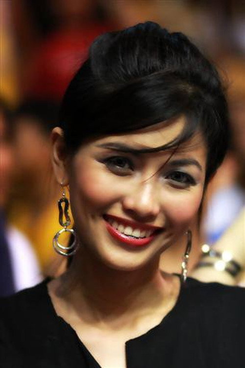 Photo of Nica Naval, Acting