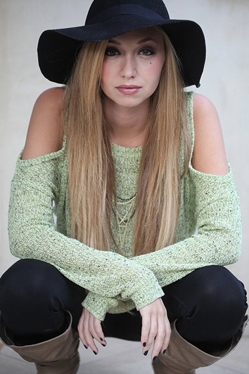 Photo of Lissa Lauria, Acting
