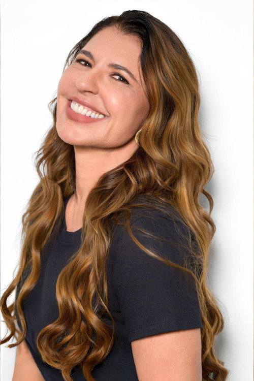 Photo of Alba Regina Tavares, Acting