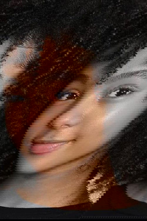 Madalen Mills profile