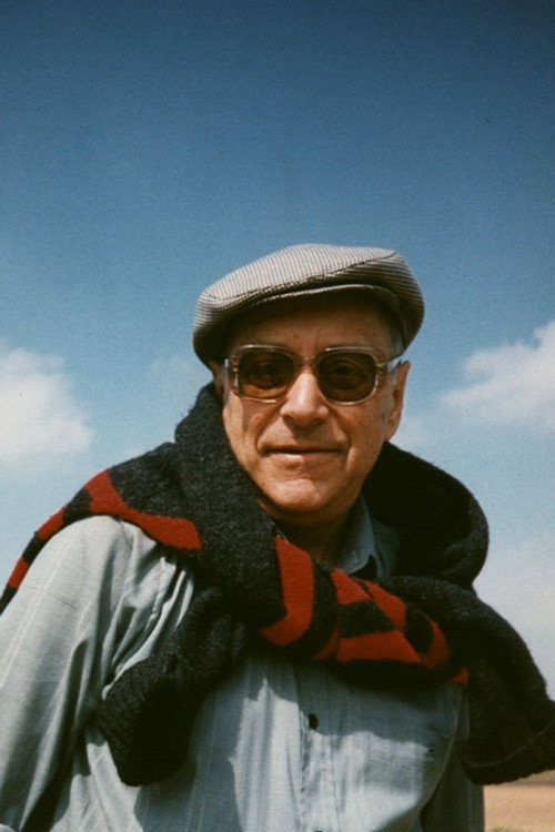 Photo of Ari Vakser, Writing