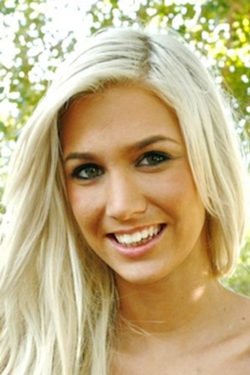 Photo of Vicky Vee, Acting