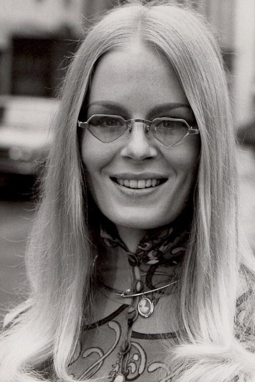 Photo of Lynn Kellogg, Acting