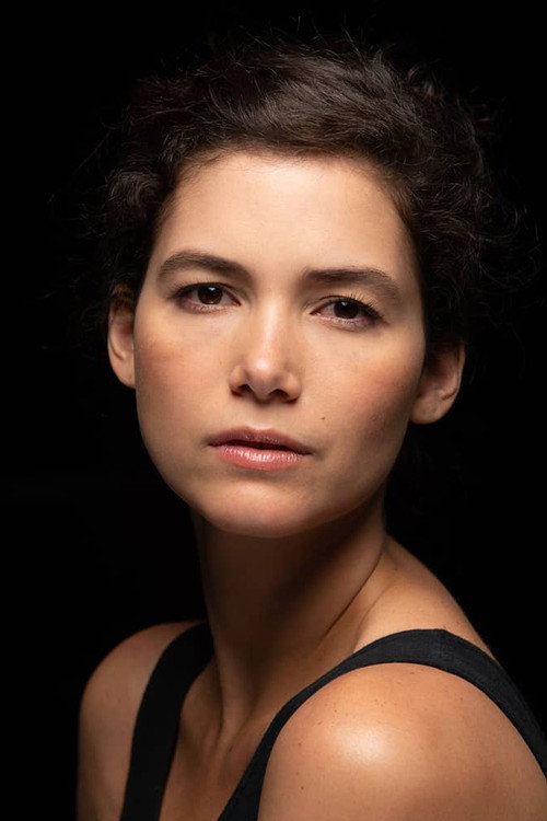 Photo of Abril Schreiber, Acting