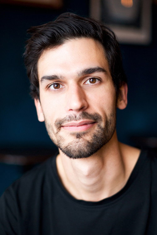 Photo of Simon Laroche, Acting