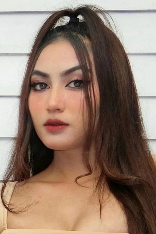 Photo of Erynn Abdullah, Acting