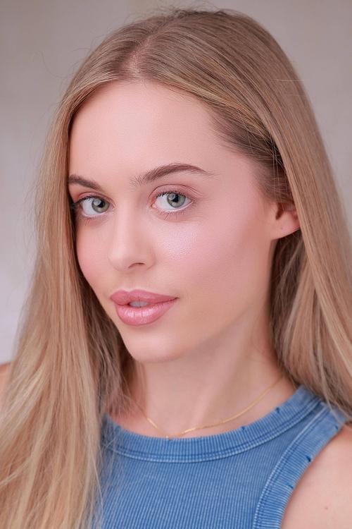 Photo of Alina Varakuta, Acting