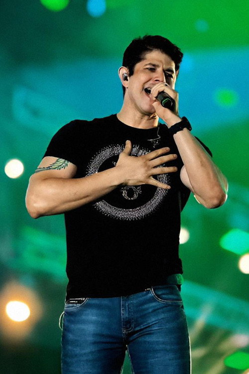 Photo of Dennis Nogueira, Acting