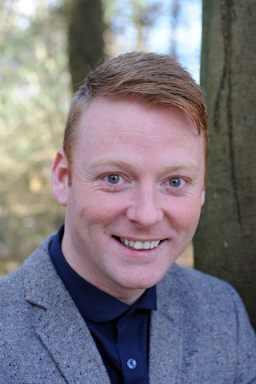 Gary Hollywood profile