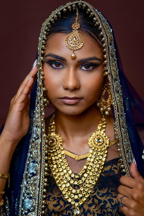 Photo of Aswina Vinotharuban, Acting