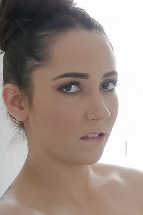 Photo of Kyra Rose, Acting