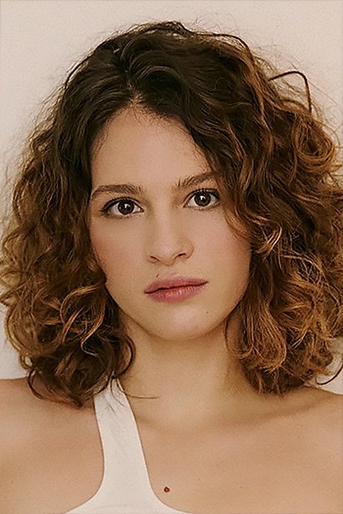 Lara Tremouroux profile