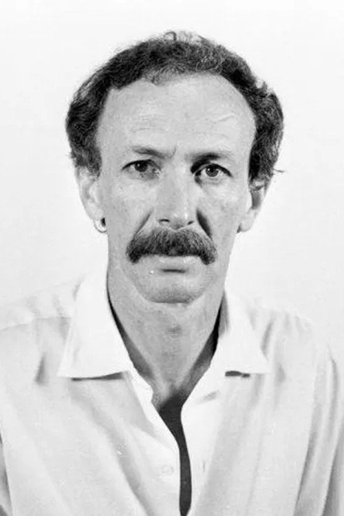 Arnaldo Weiss profile