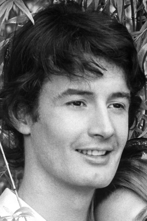 Roger Van Hool profile