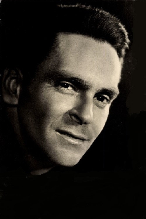 Photo of Elmo Hernández, Acting