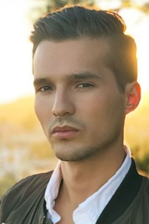 Photo of Memo Aponte, Acting