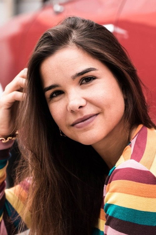 Annika Preil profile