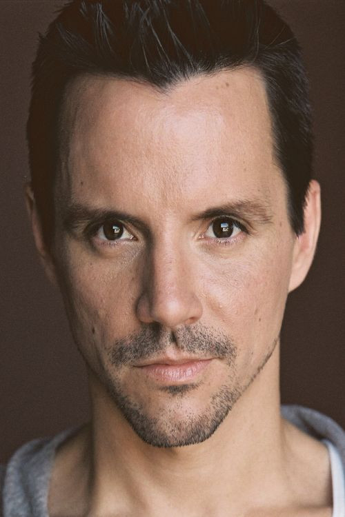 Enrique Sapene profile