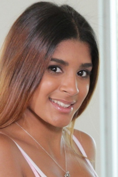 Photo of Katalina Mills, Acting