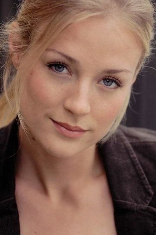 Photo of Chloe Snyder, Acting