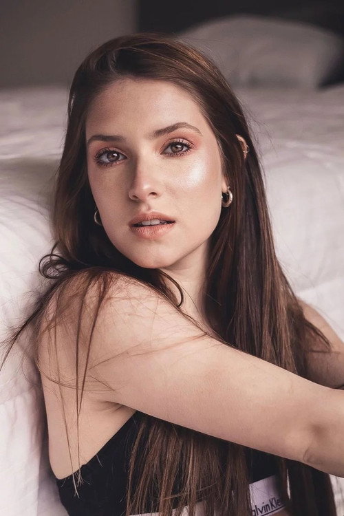Photo of Renata Toscano Bruzón, Acting